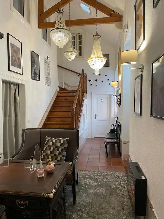 Sintra1012 Boutique Guesthouse לינה וארוחת בוקר