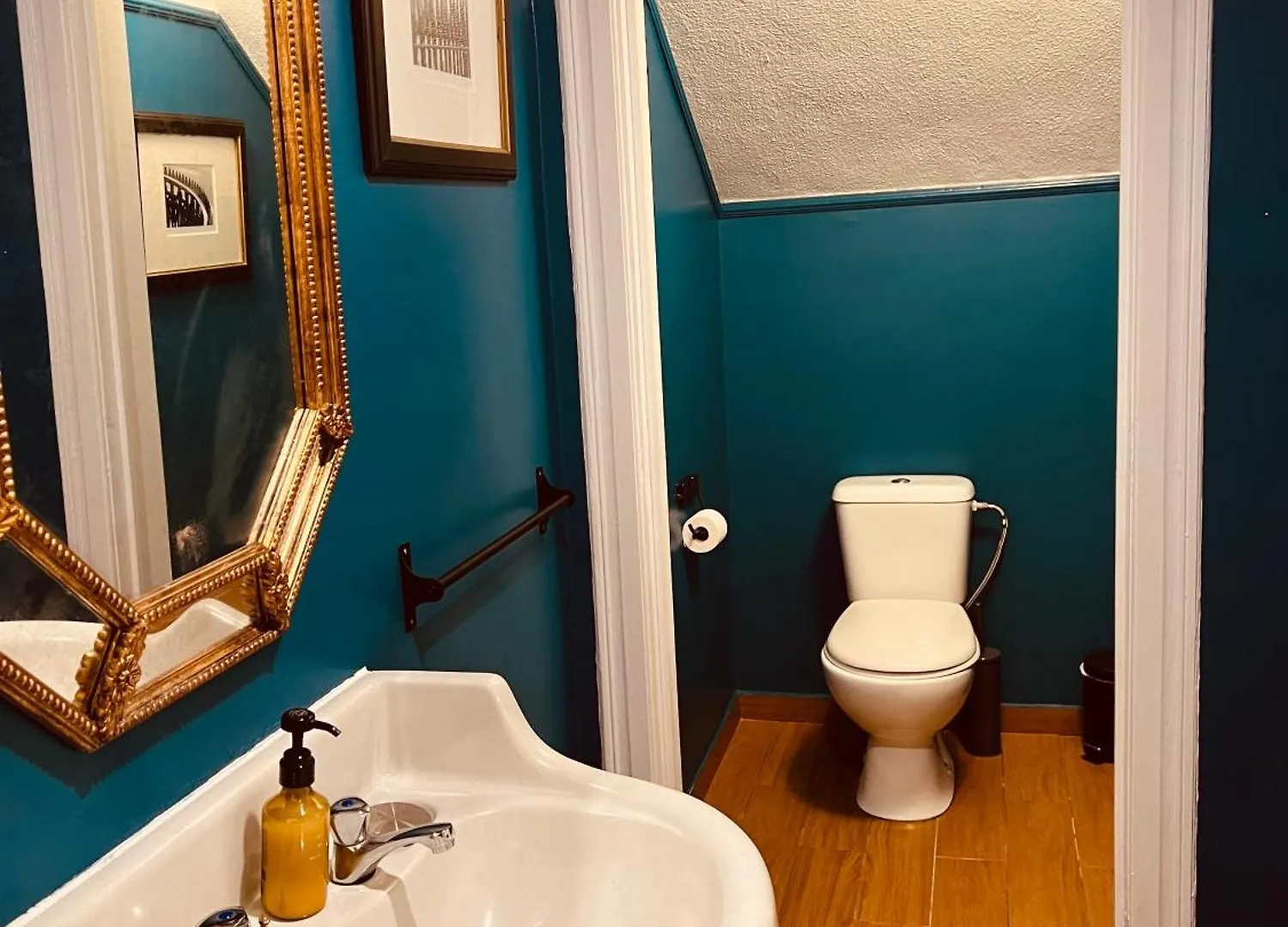 Sintra1012 Boutique Guesthouse לינה וארוחת בוקר