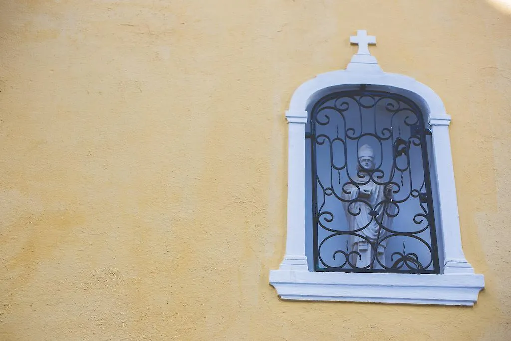 Sintra1012 Boutique Guesthouse לינה וארוחת בוקר